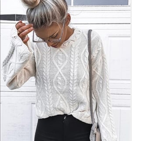 Forever 21 Sweaters - ❤️cable-sweater w/ bell-sleeve ❤️❤️3 for $25 ❤️❤️